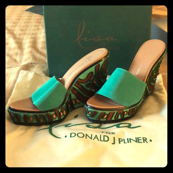 Donald J. Pliner Shoes - Sandals Donald J. Pliner Shoes - Sandals